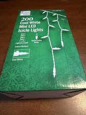 HOME ACCENT HOLIDAY 200 Cool White Mini LED Icicle Lights, White Wire, 17.5 ft.