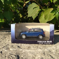 1:43  Volkswagen Tiguan Blue Color Diecast Model Toy 