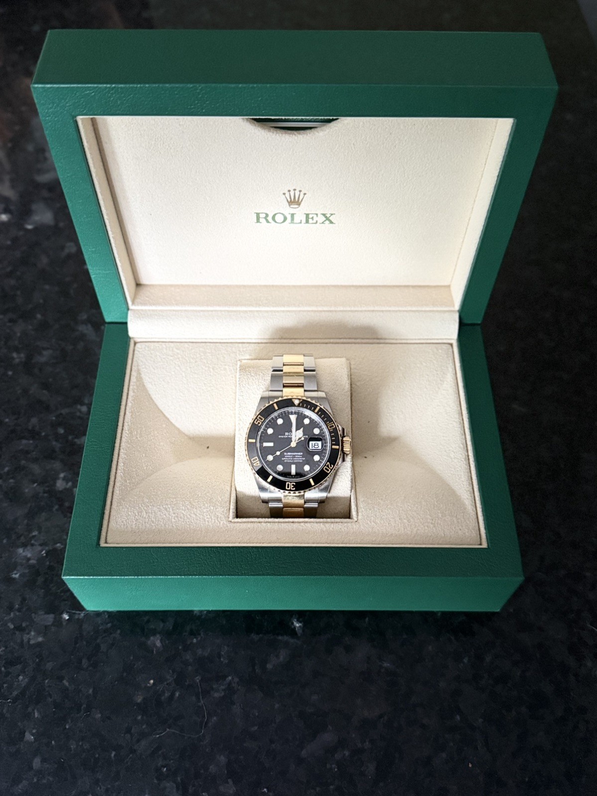 Rolex Submariner Date 126613LN 41mm 2022 Full Set Steel Gold Black Dial