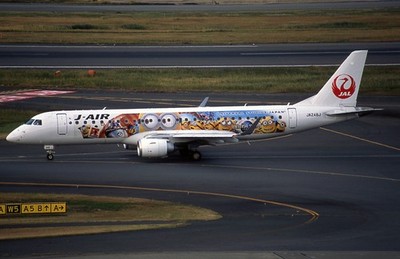 Aircraft Slide - 12 x slides of assorted Embraer ERJ-170/190's    (B120)
