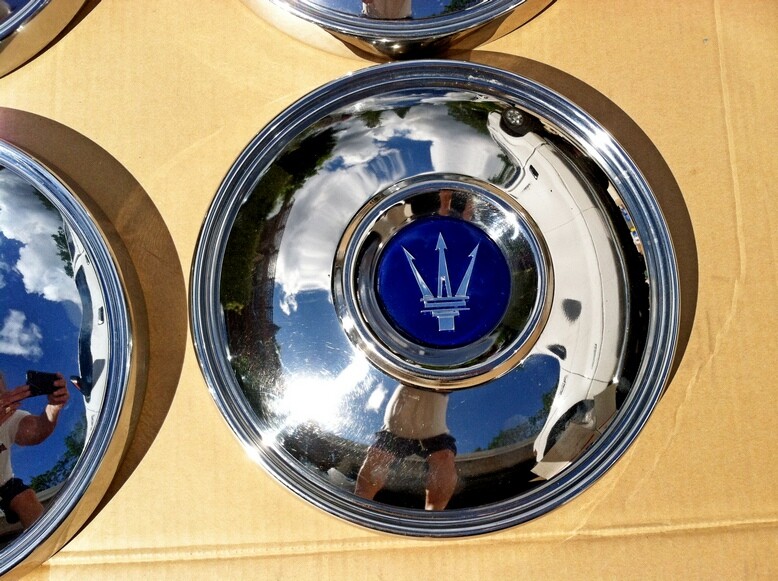 Maserati 3500GTI/Sebring/Qporte I- blue Trident hubcaps- MINT !!!