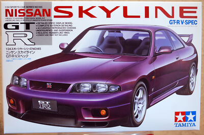 Tamiya 24145 1993 Nissan Skyline R 33 V-Spec JDM 1:24