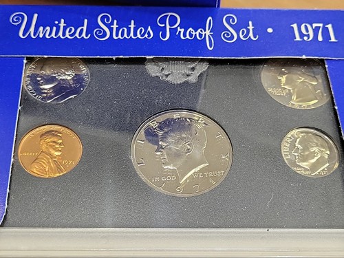 1971-1987 US Coin Proof Set Lot With Boxes (sequential set of 17) - Picture 4 of 6