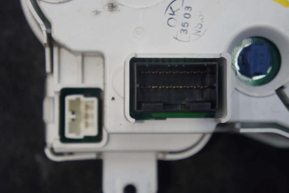 Paquete de medidor auxiliar de tablero batería de aceite 05029636AA Dodge Viper SRT10 2004 Foto 4 de 4