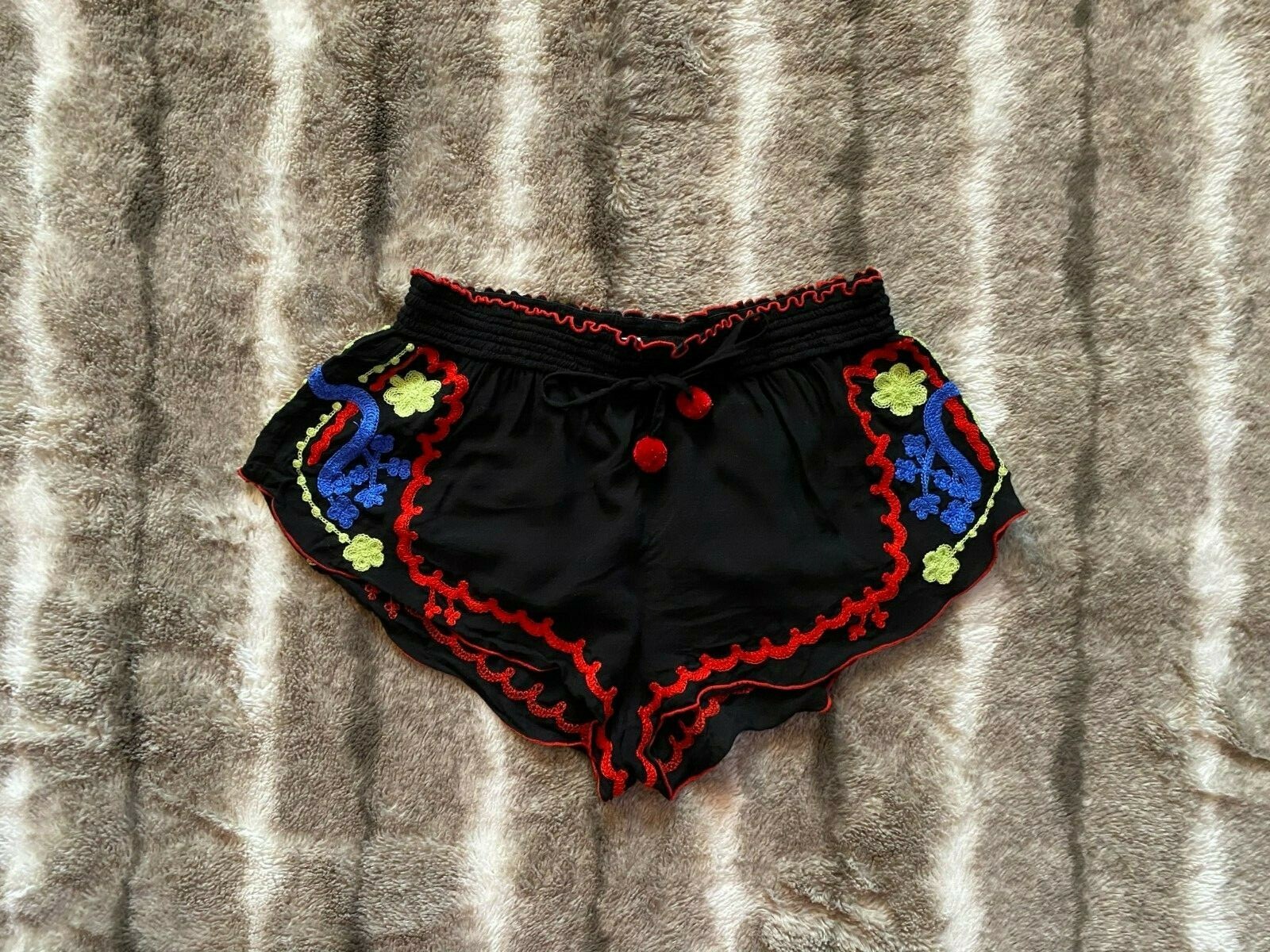 Picture 1 of 3