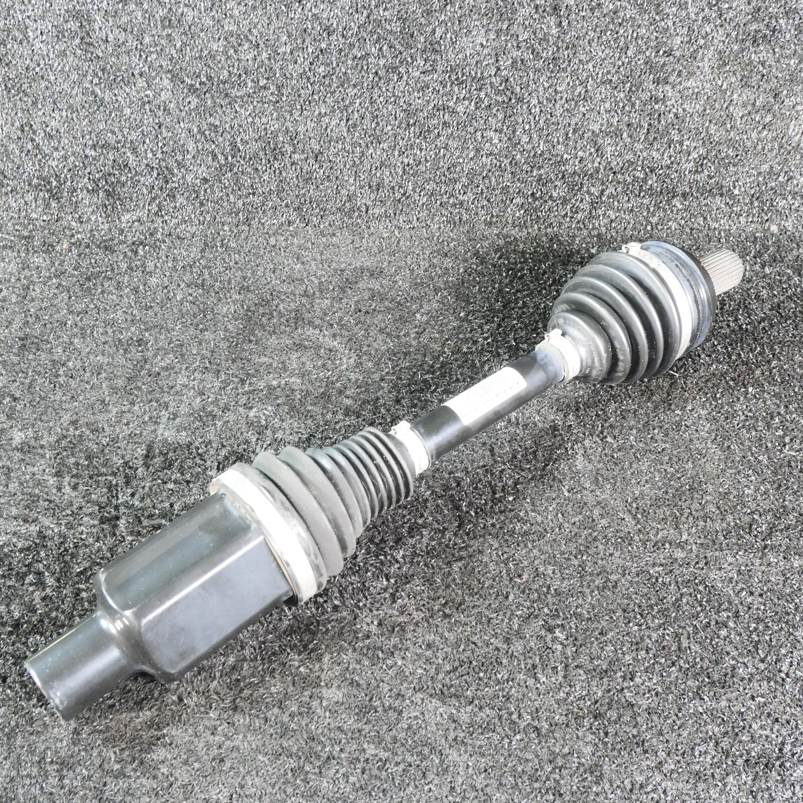 Original Mercedes-Benz GLC X253 Left Front Drive Shaft A2533307900 