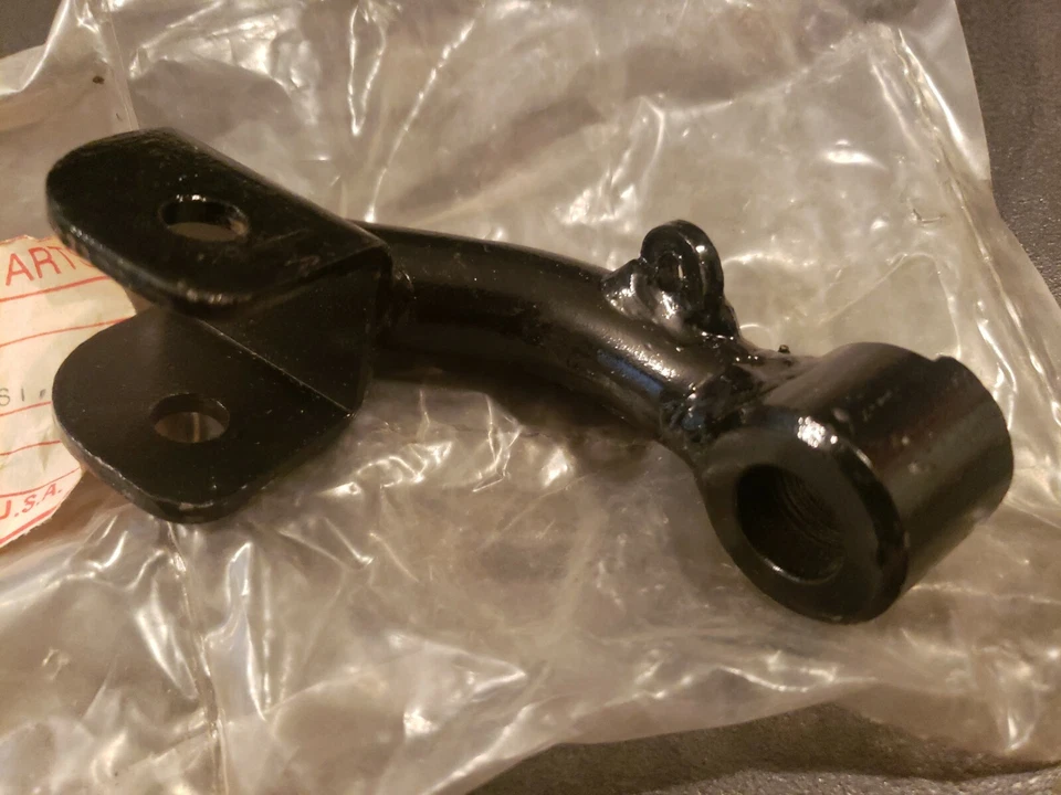 NOS Kawasaki OEM Footrest Holder LH 74-78 KZ400 DLX STD Special 34003-053 - Image 2 of 4