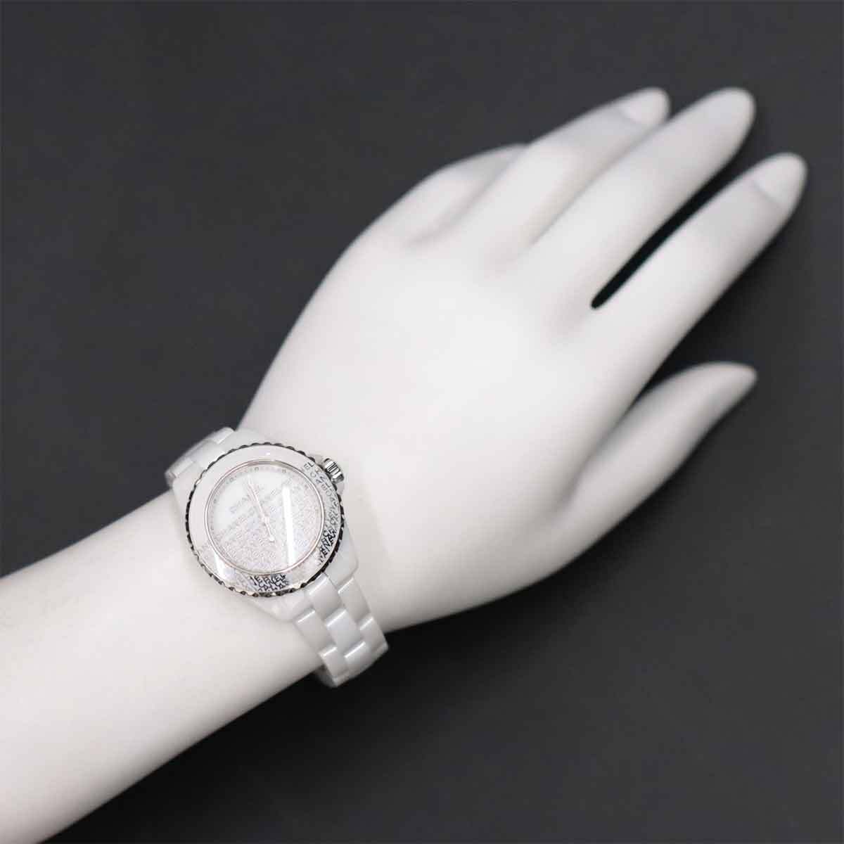 CHANEL J12 33mm Wanted de Chane H7419 Ceramic Quartz Ladies CHANEL J12 33mm Wanted de Chane H7419 Ceramic Quartz Ladies
