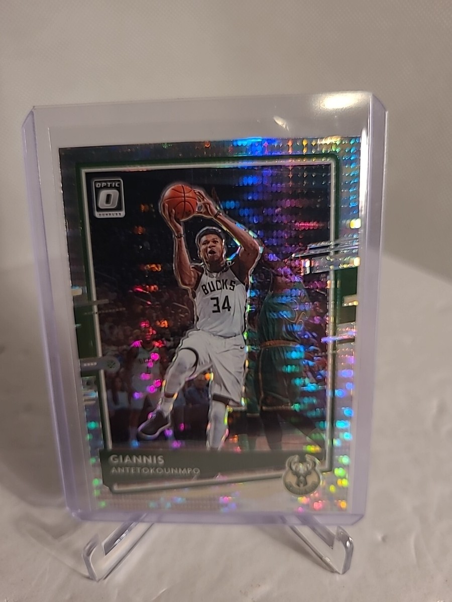 Giannis Anteokounmpo 2020-21 Optic Fanatics Silver Wave Holo Prizm