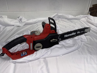 #ad Homelite Electric Chainsaw 14quot; 9 Amp Tool Less Chain Tensioning Automatic Oiler $40.00