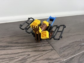 Vintage LEGO 1974-3 Smuggler's Hayride Set Castle Forestmen - partially complete