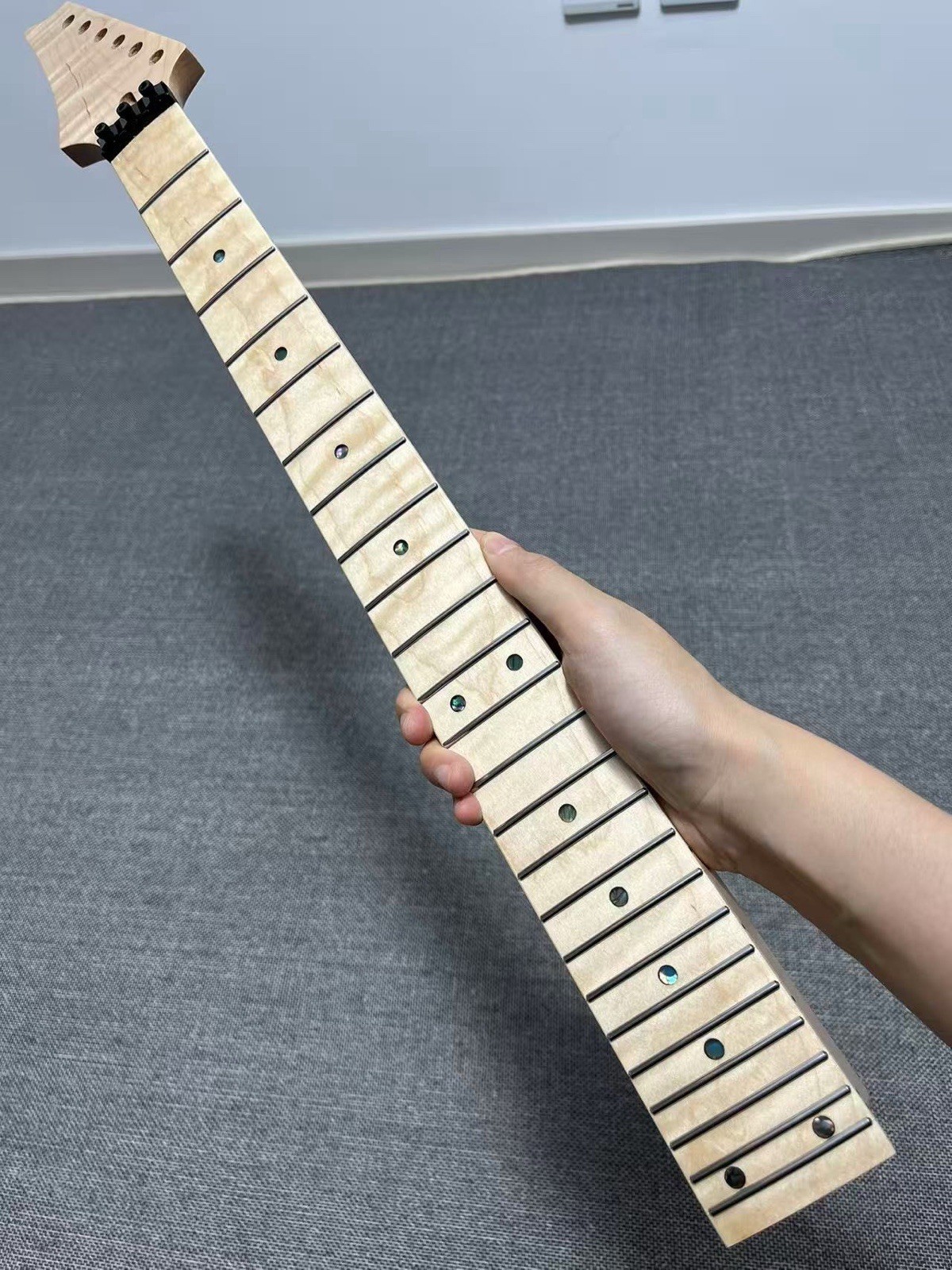 AAAAA 24frets manico chitarra elettrica stile Ibanez Flame Maple neck burlywood