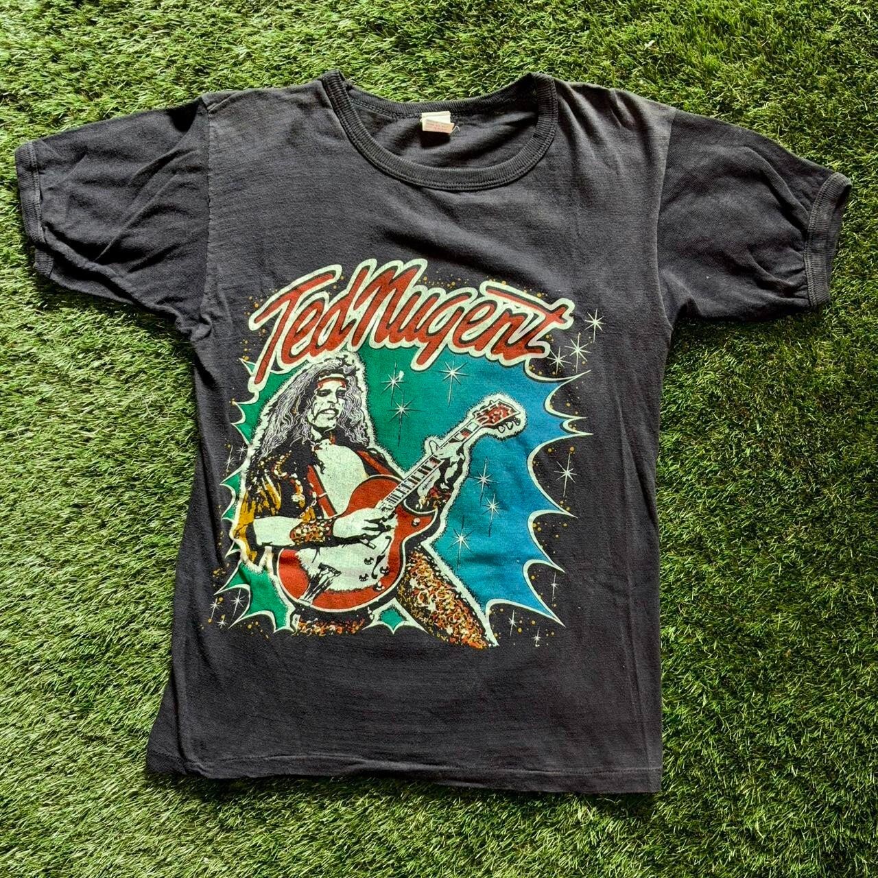 Vintage style Ted Nugent rock tour concert short sleeve tee shirt KV35942