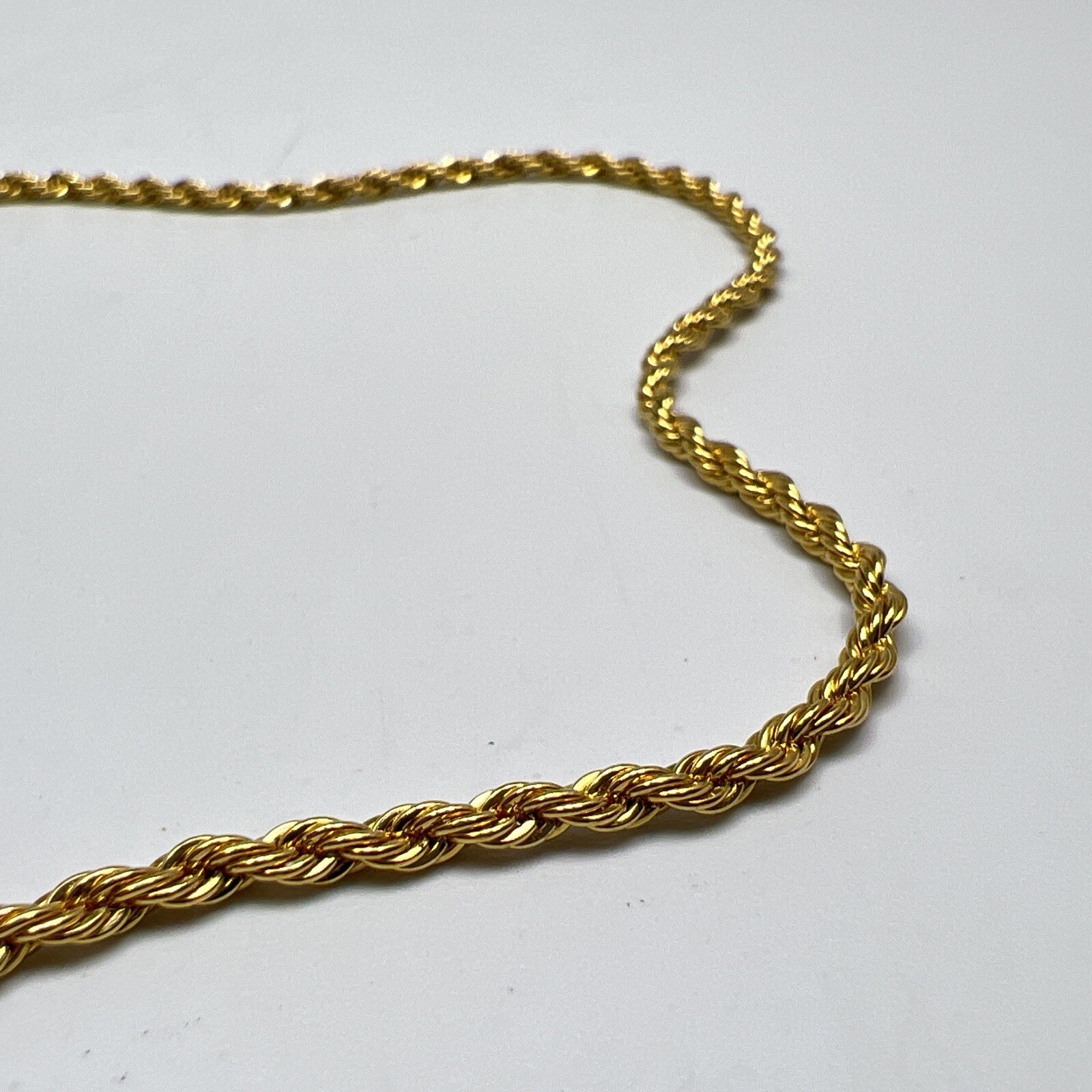 Trifari Necklace Gold Tone Twisted Rope Chain 23in Gem