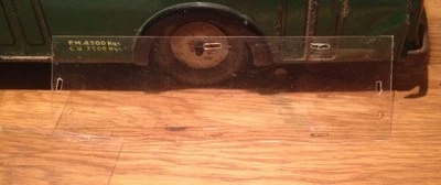 Vitre pour Trolley Bus et cars Joustra en tôle