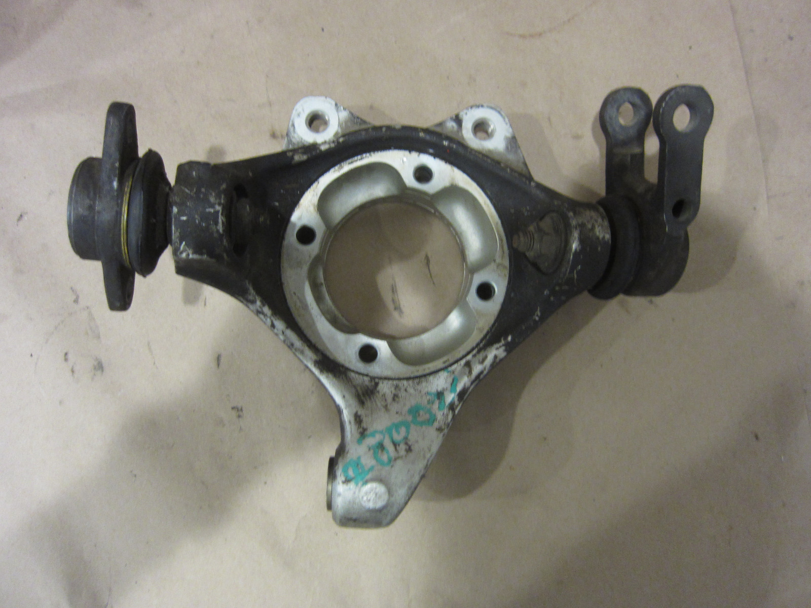Ferrari 348 - RH Front Steering Hub Knuckle - P/N 145260