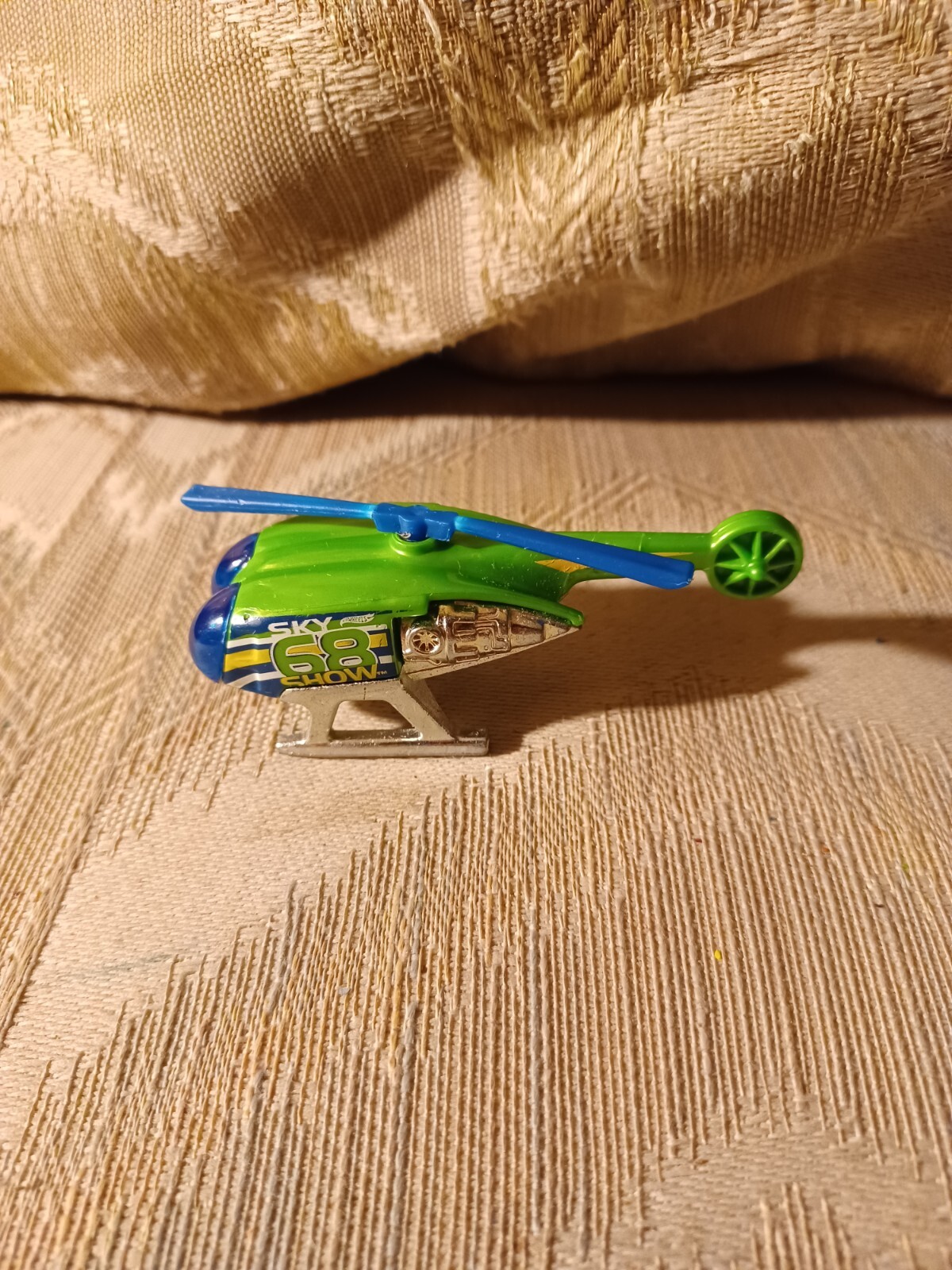 Picture 2 of 7