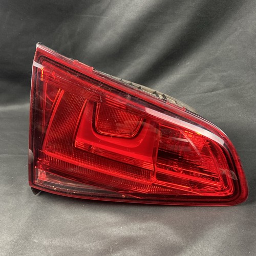 VW Golf VII 7 Limo Heckleuchte Schlussleuchte Rücklicht innen rechts 5G0945093AC