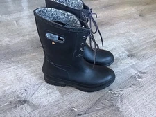 BOGS womens 39 8 black Amanda II Lace Plush Faux Fur Rain Boots Insulated Boot