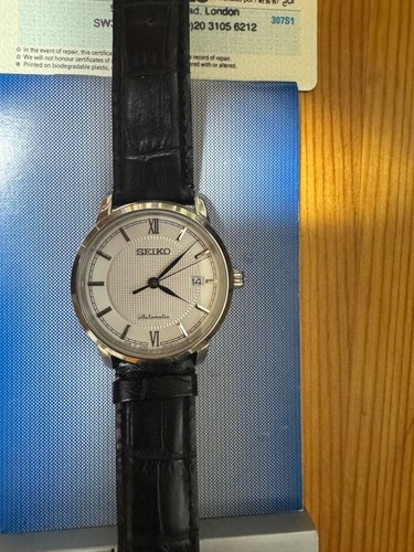 Seiko 4R35-02S0 Date Saphir Blanc SLV 23jewels 10Bar Automatique Montre Hommes - Photo 3 sur 7