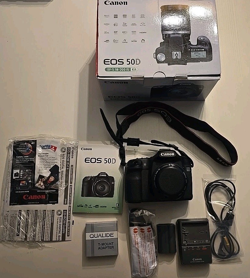 Canon EOS 50D 15.1 MPDSLR Body & Yonguo 35mm Lens, Strap, 2 X