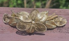Vintage spun gold-tone metal hair clip