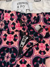 Crown Ivy Chino Shorts Women s Size 8 Pink Navy Floral Abstract Pattern