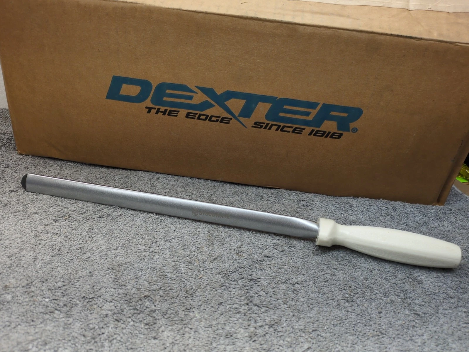 SYSCO 6067458 KNIFE SHARPENER OVAL DIAMOND STEEL 12″ WHITE DEXTER DDS-12 Qty-1