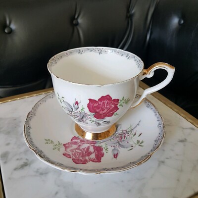Royal Stafford Bone China 1845 Roses to remember teacup and