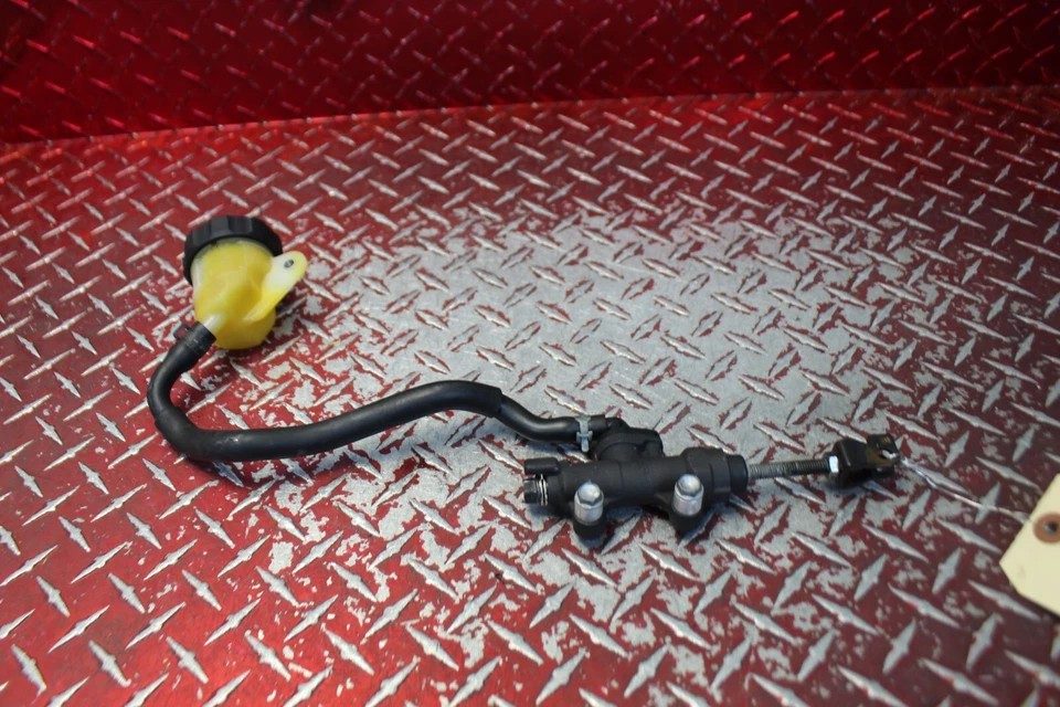 Honda CTX 1300 2014 cilindro maestro de freno trasero con depósito CTX2 Foto 3 de 4