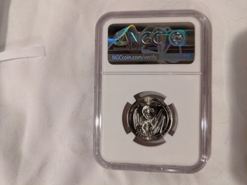 2020 W American Samoa Park NP Quarter 25c NGC MS 66 First Releases Bat Coin VDay - Picture 2 of 2