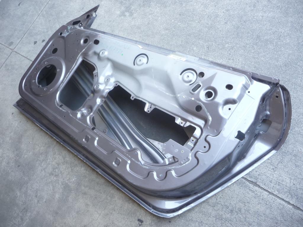 2010-2014 Maserati Granturismo GT Right Passenger Door Shell Panel 68498600 OEM