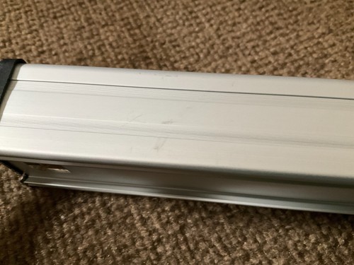 New Open Box V7 Horizontal Industrial Power Strip 8 outlet PWS2308-1N ✅❤️️✅Read - Picture 3 of 5