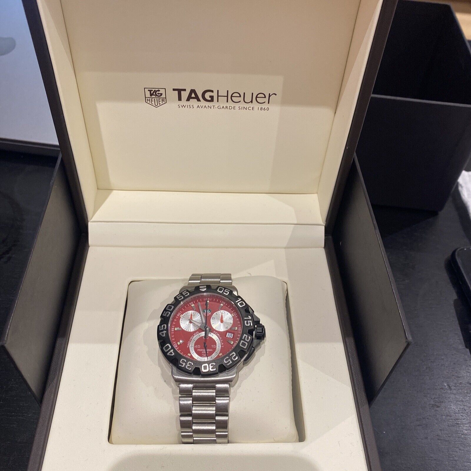 TAG Heuer Formula 1 CAH1112 Chronograph Professional 200M Red Men's Swiss Watch