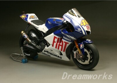 AwardWinner Built TAMIYA 1/12 Yamaha YZR-M1 09 FIAT Team+Metal  