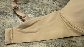 Wacoal Women's Comfort First Lightly Padded Mid Coverage Underwire T-Shirt Bra