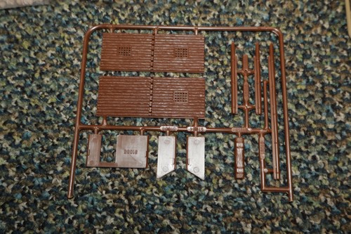 Vollmer # 3708 HO Unbuilt Model Kit Lodge Log Cabin for Train Layouts - Picture 11 of 14