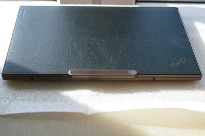 Thinkpad Z13 ( R7-6850U / 512GB / 16GB / LTE / QHD ) W11 Office LENOVO-Händler