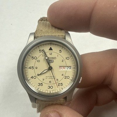SEIKO 5 7S26-02J0 Beige Dial Day/Date Automatic Men's Watch 