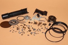 Konvolut Ersatzteile (Schrauben, Zahnräder uvm.)