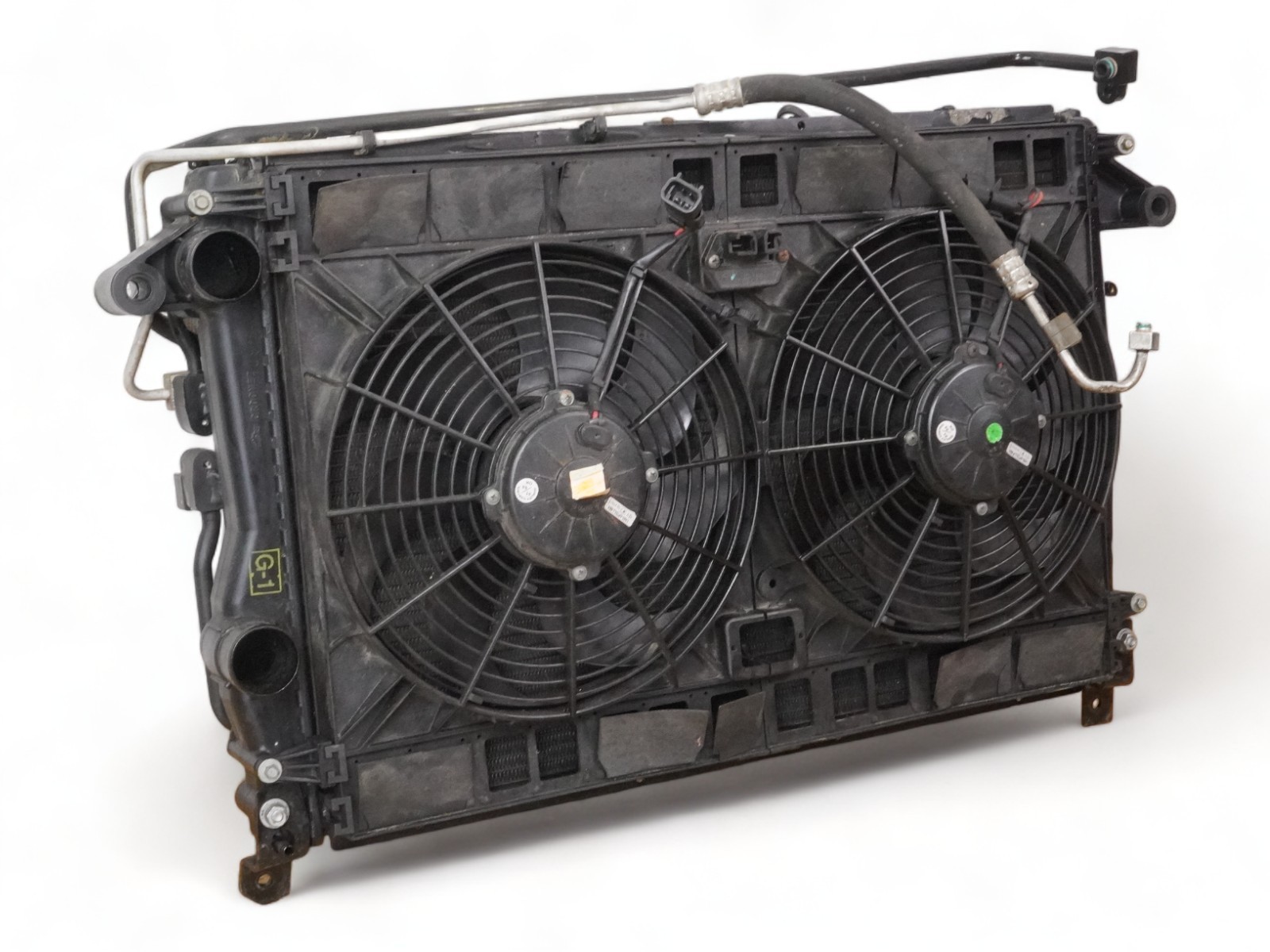 2005-2007 Maserati Quattroporte M139 OEM Engine Cooling Radiator W/Fan 000223561