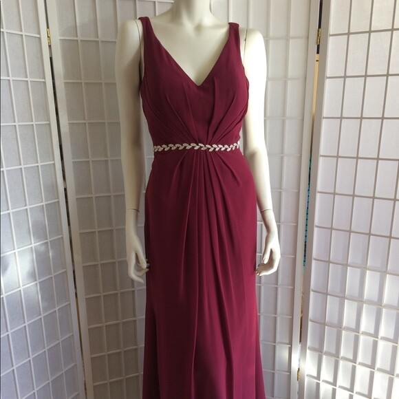 Hayley Paige,Woman,Cocktail Dress Party, Burgundy,New,Sz  6,Sleeveless,Long.!
