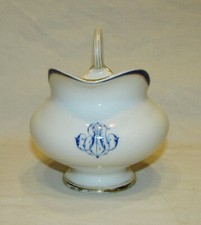 POT A LAIT PORCELAINE LIMOGES JEAN POUYAT LOUIS-PHILPPE 19ème