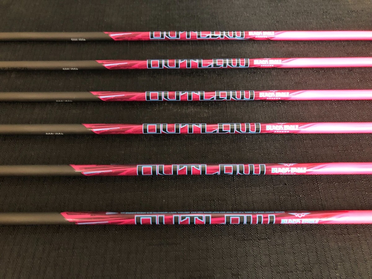 Black Eagle Outlaw Fletched Arrows – 400 Spine Hunting Arrows, Pink (Pack Of 6), High Visibility For Tracking
