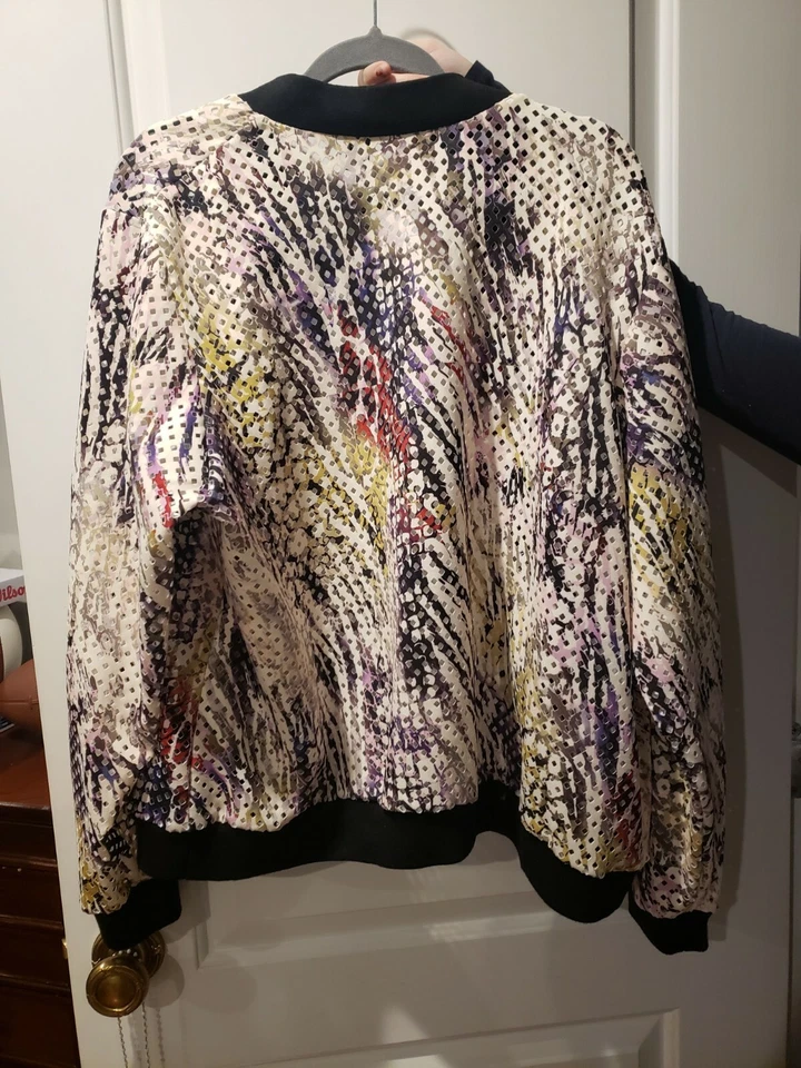 Chaqueta Bomber Mynt 1972 Estampado Multi Cebra Talla 2X Foto 4 de 4