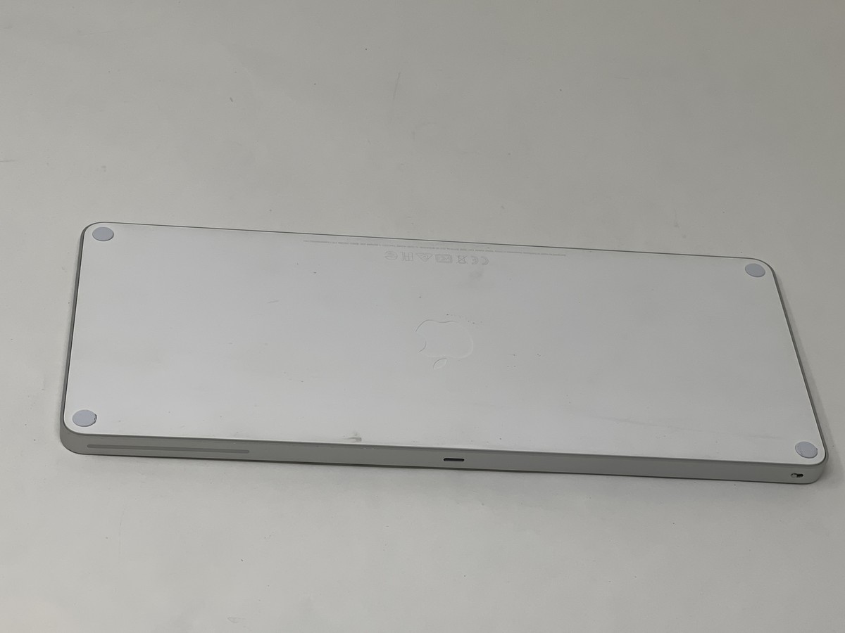 Apple Magic Keyboard with Touch ID A2449 White MK293LL/A Good