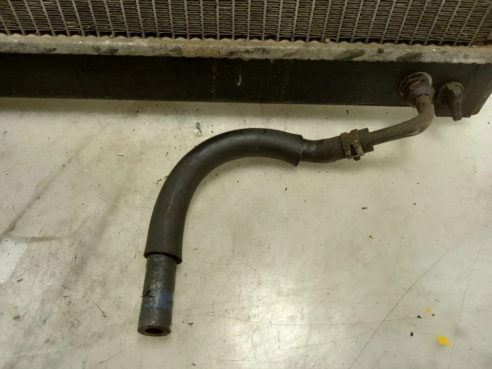 92 93 94 95 TOYOTA 4 RUNNER SR5 3.0L RADIATOR - Image 4 of 4