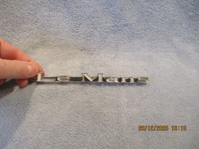 1969 PONTIAC LEMANS GM FACTORY OEM TRIM LID SCRIPT EMBLEM FREE SHIPPING