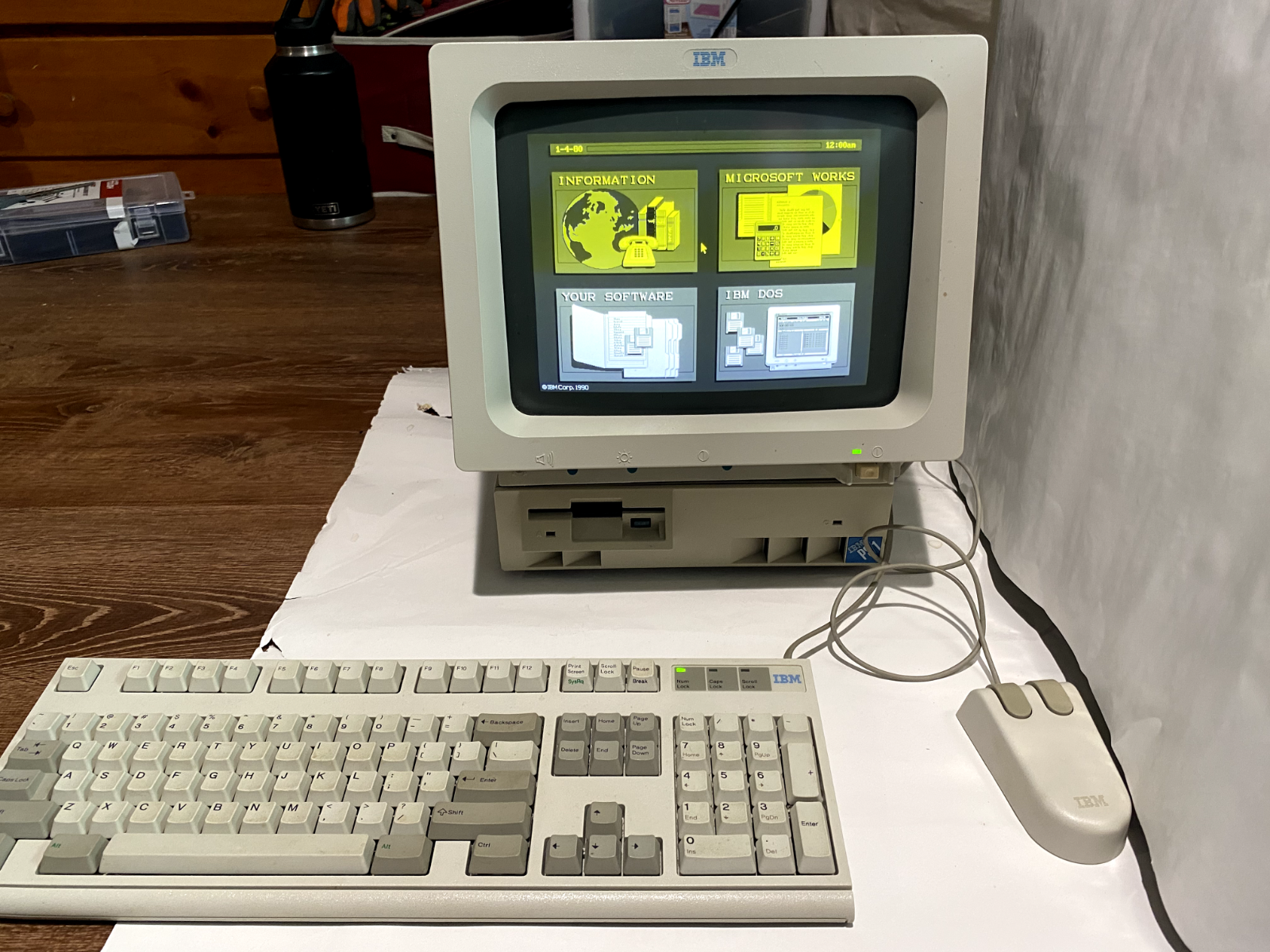 IBM PS/1 MODEL 2011 COMPUTER, MONITOR, MOUSE, KEYBOARD (FLOPPY DRIVE ...