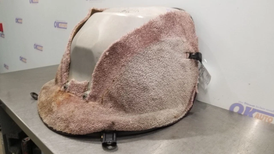 93 GMC G2500 VANDURA INTERIOR DOG HOUSE PANEL - Image 3 of 4